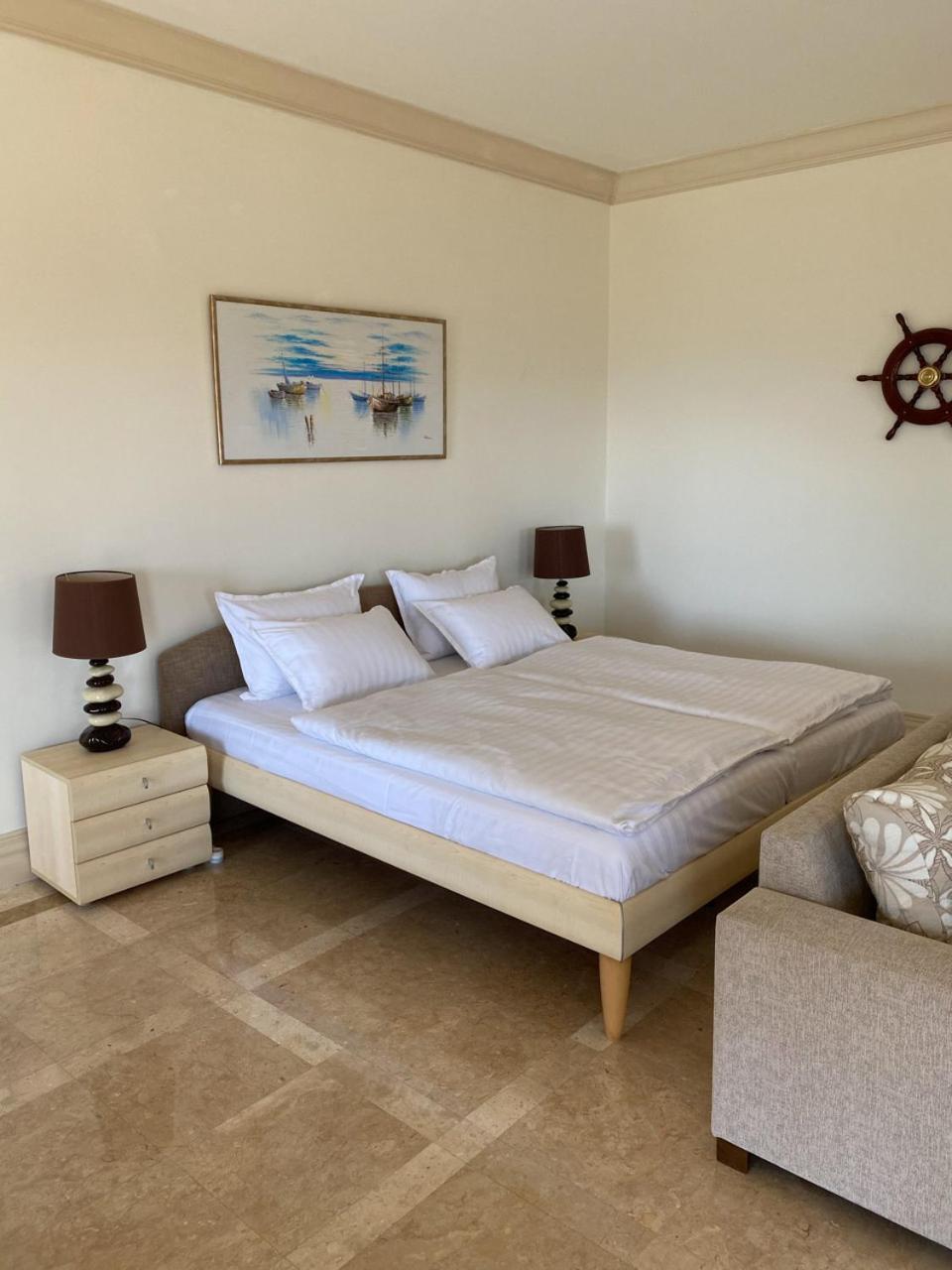 Nostrana Village Apartments Koszkinú Szoba fotó